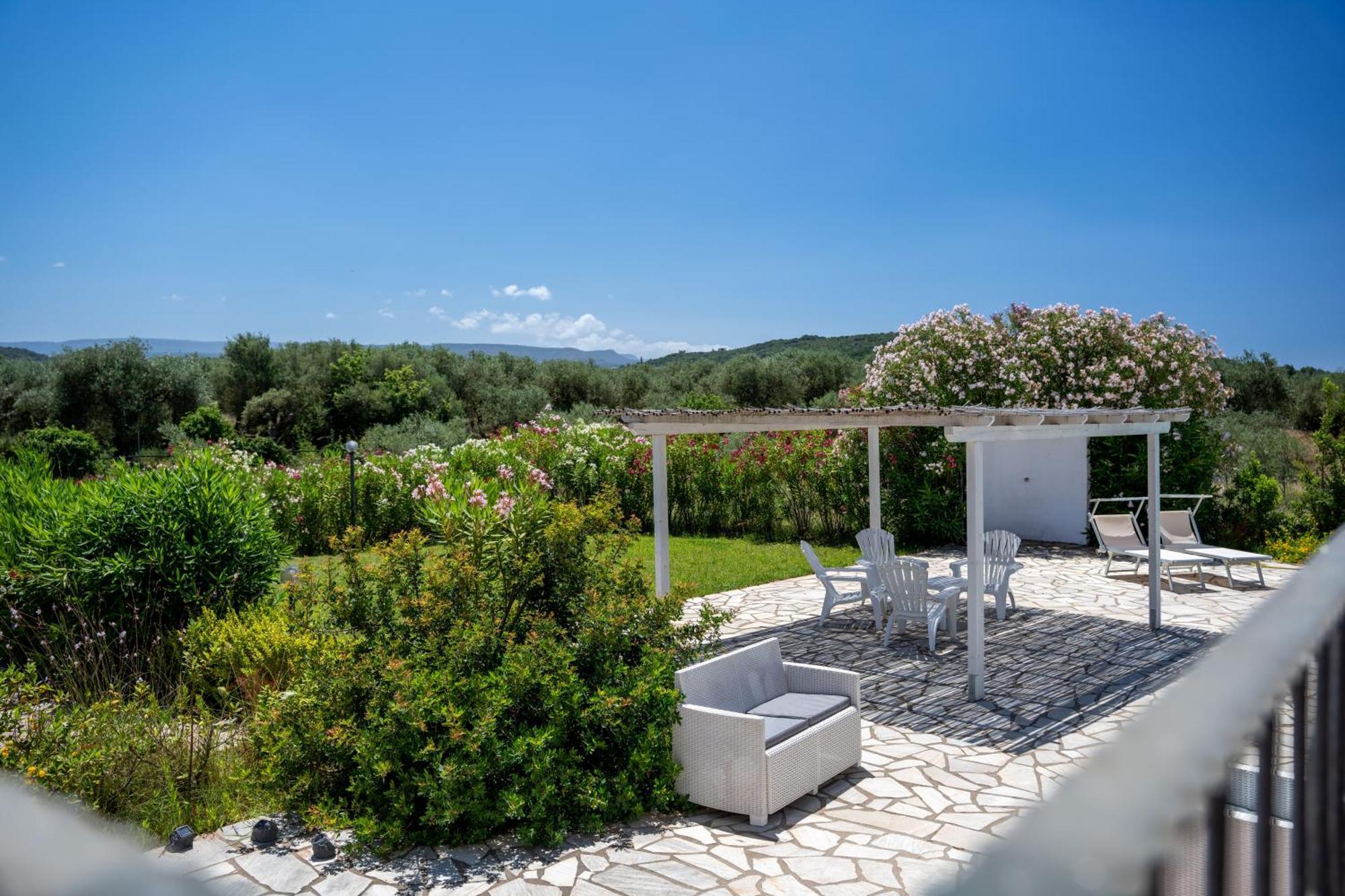 Villa Rafael Con Piscina, Iun P4098 Alghero